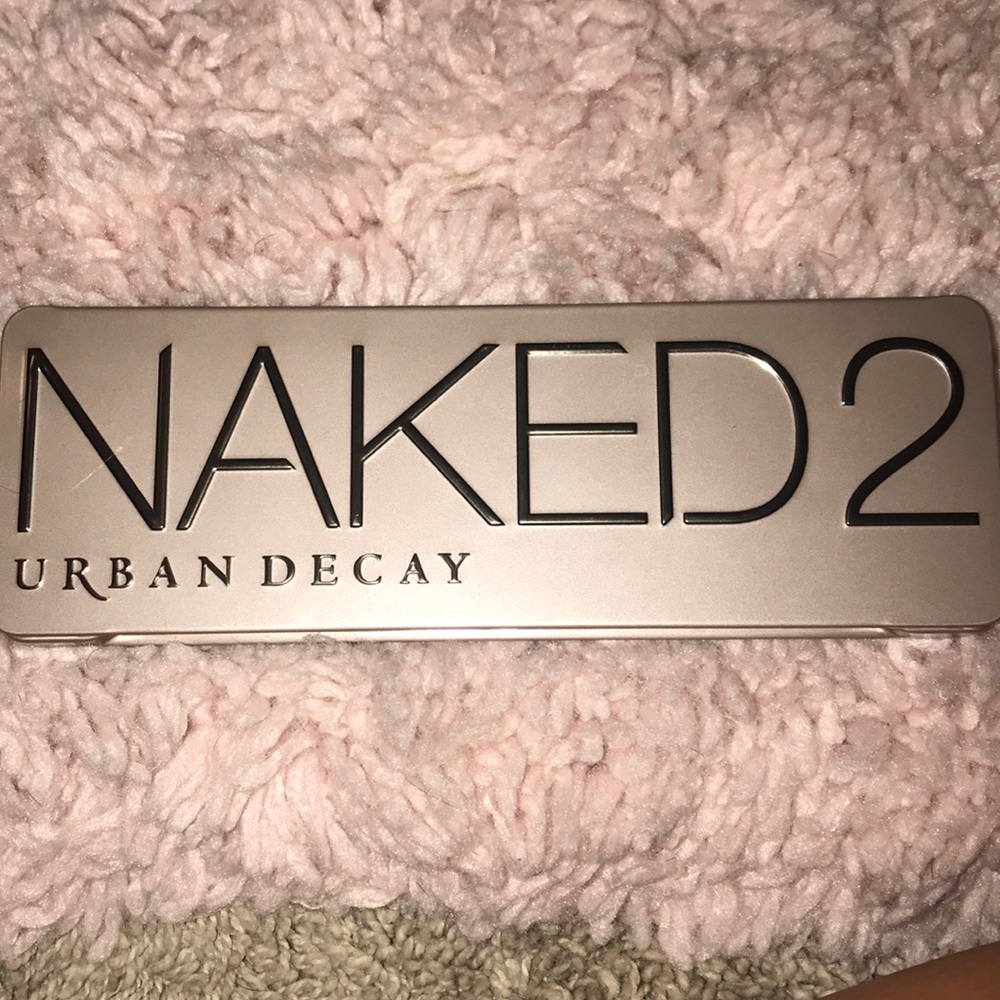 Naked 2 urban decay eyeshadow palette